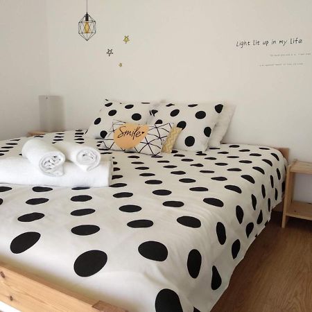 D Wan Guest House Peniche Bagian luar foto